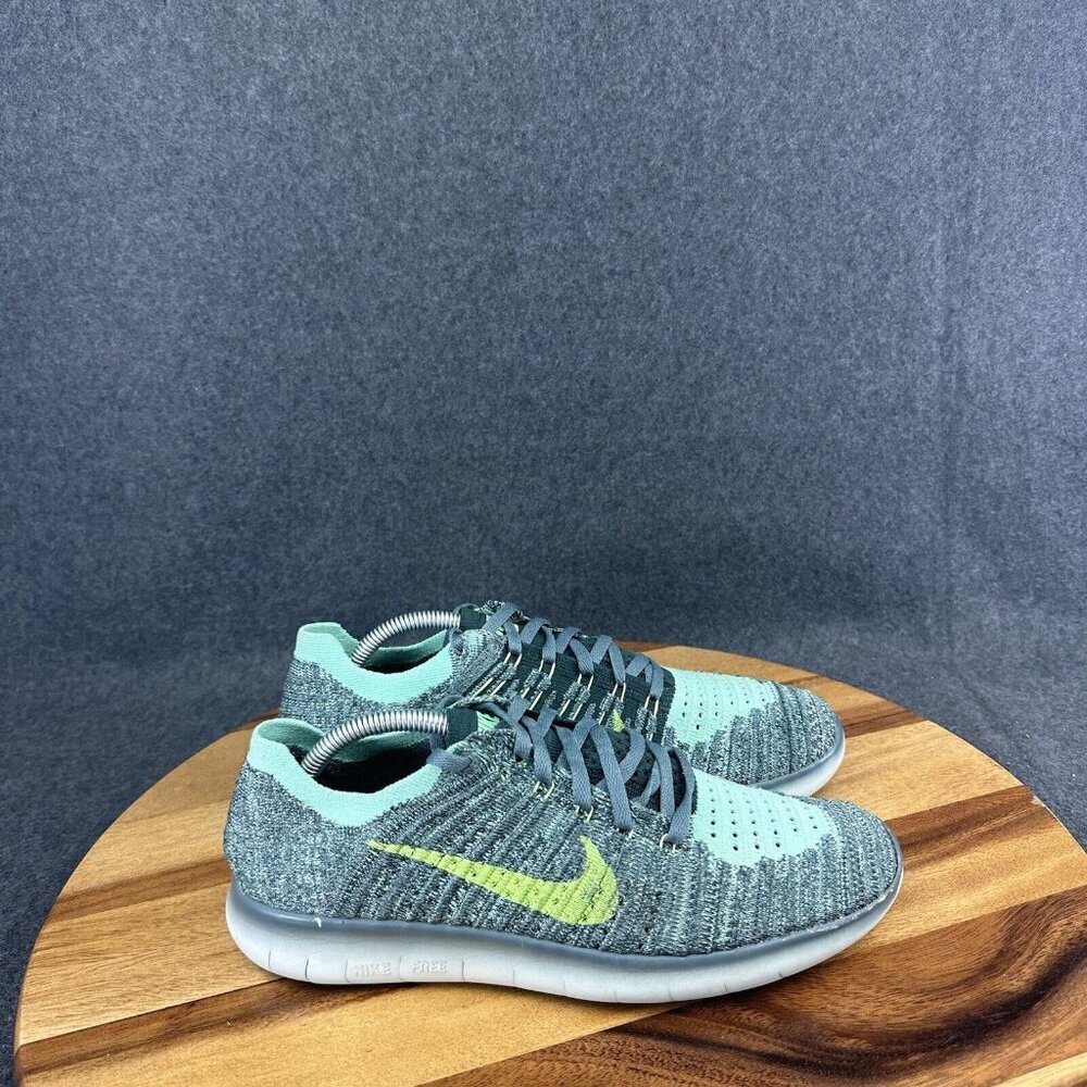Nike Free RN Flyknit Green Running Sneaker Shoes Youth Boys Size 7Y 834362-301